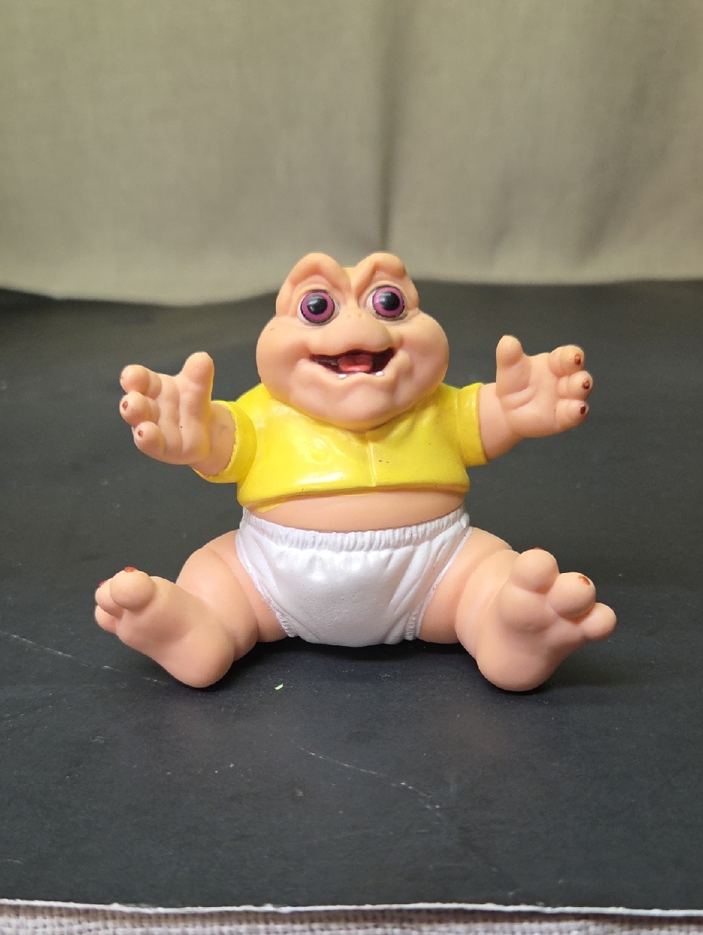 Disney Dinosaurs Baby Sinclair Figure Vintage 90s TV Show 3 Inch Toy